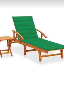Chaise Longue Bain De Soleil Lit De... "Avec cette chaise longue en bois d'acacia massif à la mode, vous trouverez toujours un endroit confortable pour vous détendre sur votre terrasse ou dans votre jardin. Cette chaise longue de jardin et la table sont fabriquées en bois d'acacia massif, ce qui les rend robustes et stables. La chaise longue de jardin peut être facilement déplacée autour de la maison grâce aux 2 roues. Le dossier et le repose-pied sont réglables, et vous pouvez également verrouiller la chaise longue en bois…  81,4€ au lieu de 97,7€