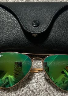 Lunettes de soleil aviateur à verres colorés Nwot Ray-Ban